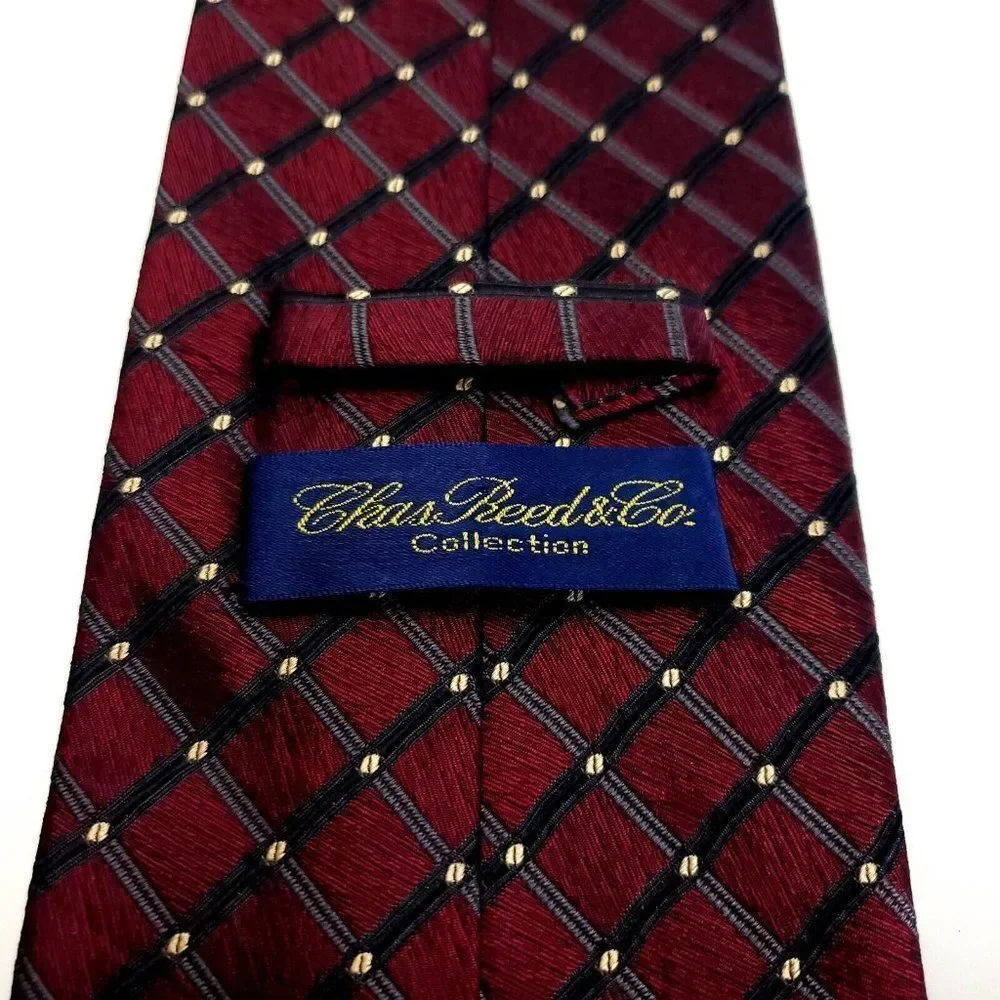 Classic Men's Burgundy Grid Silk Tie
